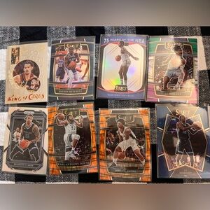 - Lot of 8 Basketball sports cards